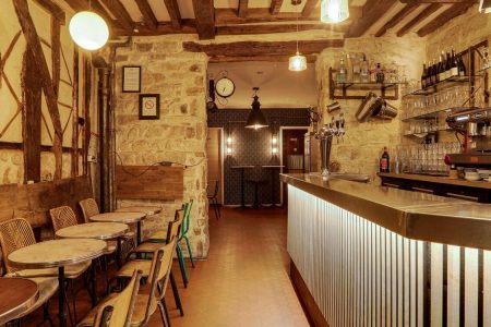 Chez-Camille-Avant-Salle